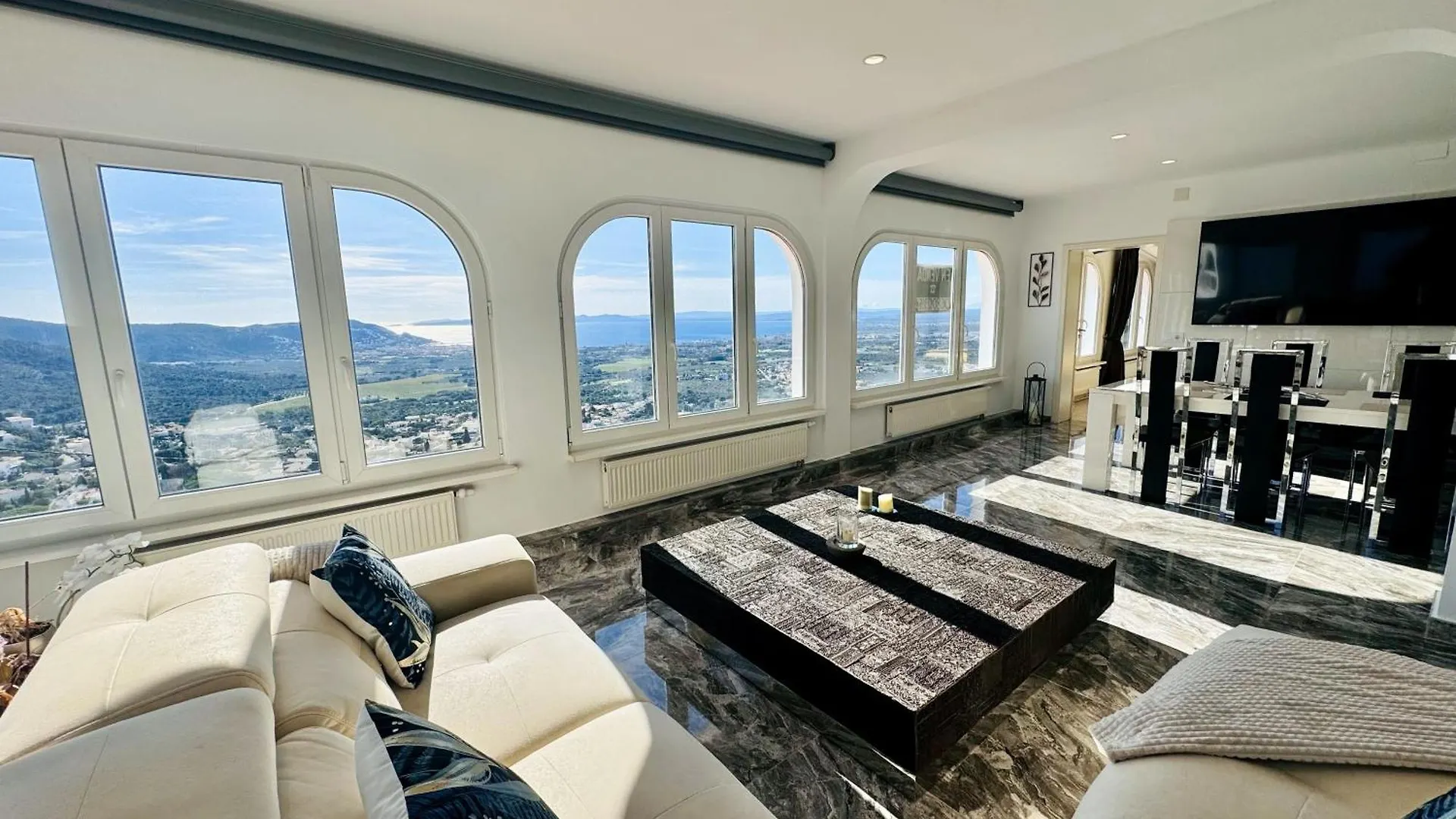 Villa Luxury 로지즈